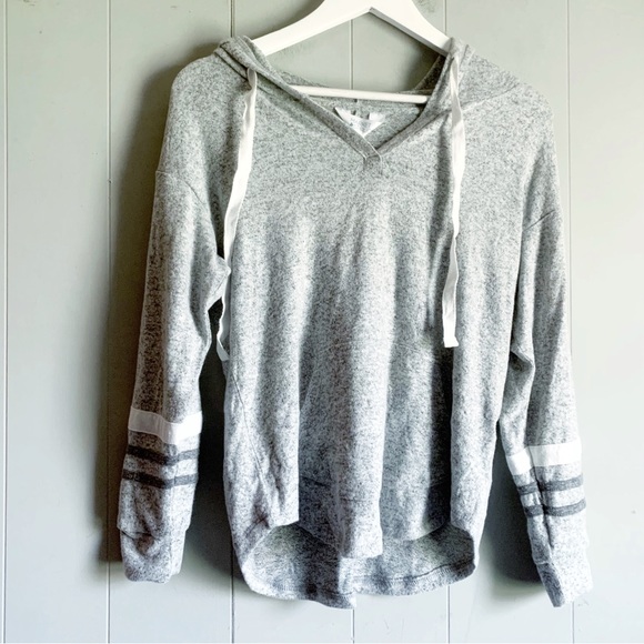 Market & Spruce Kallon Gray Brushed Knit Hoodie Size XS Petite - Picture 3 of 8